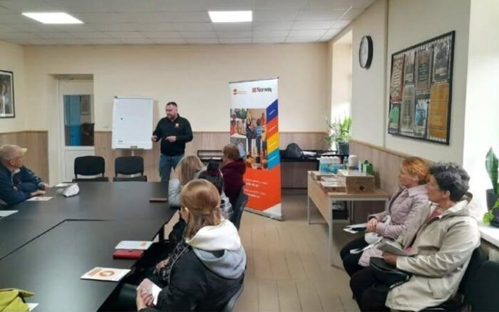 Юристи Норвезької ради у справах біженців провели консультації у Понорниці
