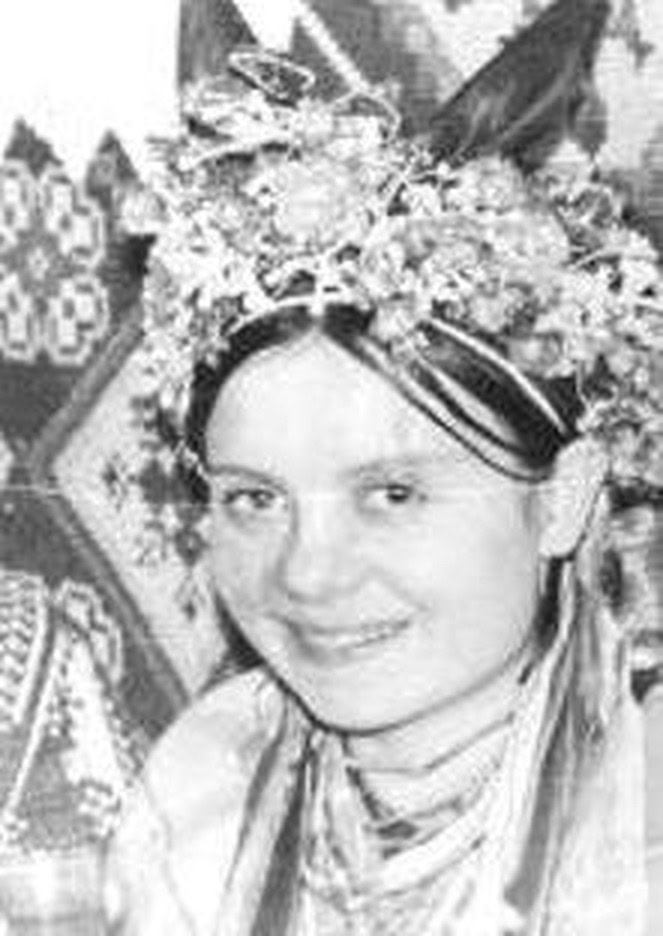 Батькова криниця: поетеса Марія Чепурна, яка повернулася в Авдіївку по воду